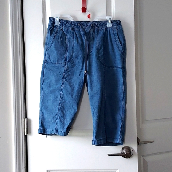 Lee Relaxed Fit Mid Wise Capri jeans blue 10 medium - Picture 1 of 12